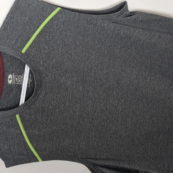 NWOT Athletic Works Men's Grey And Green Sleeveless shirt Size L - Picture 3 of 5